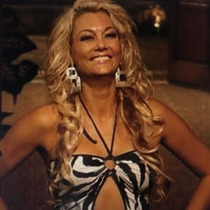 White & black zebra 🦓 dress worn on Hit tv show